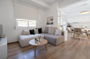 Athens Hideout apt, big rooftop with city view, Athen